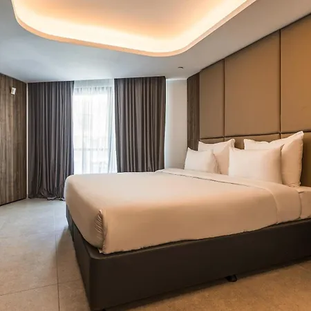 Ax Odycy Сент-Полс-Бей