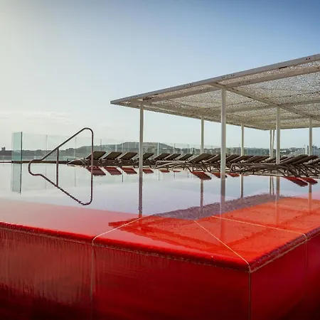 Отель Ax Odycy Сент-Полс-Бей