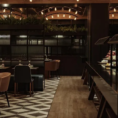 Отель Ax Odycy Сент-Полс-Бей