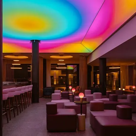 Отель Ax Odycy 4*