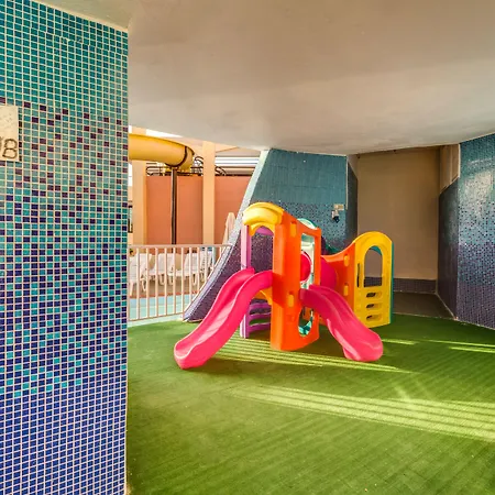 Отель Ax Odycy Сент-Полс-Бей