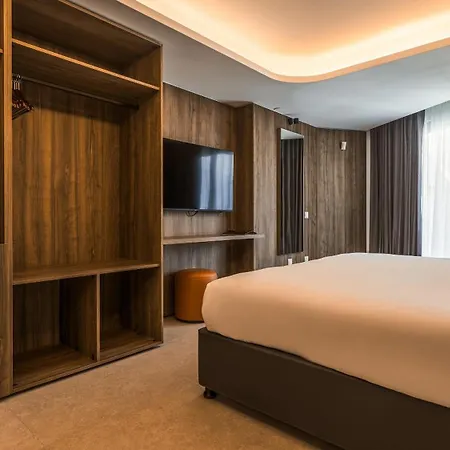 Ax Odycy 4* St. Paul's Bay